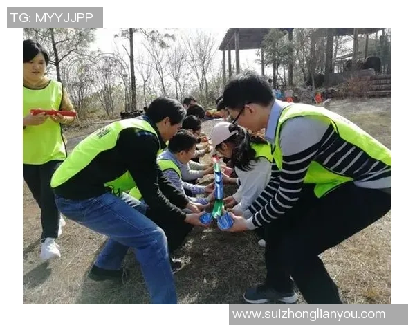 上海排球队的默契配合揭秘：如何在赛场上创造辉煌的团队协作之道